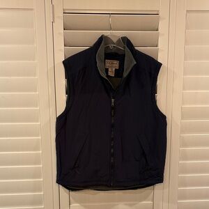 L.L. Bean Men's Dark Blue Polartec Fleece lined Vest